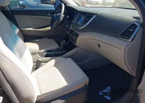 2017 Hyundai Tucson Se z USA, uszkodzony, nr VIN KM8J23A40HU333171